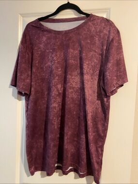 32 Degrees XL T-shirt NWOT
